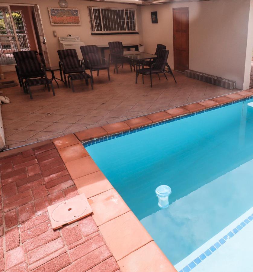 Menlyn Maine: The Exquisite Lunette Pretoria-Noord Dış mekan fotoğraf